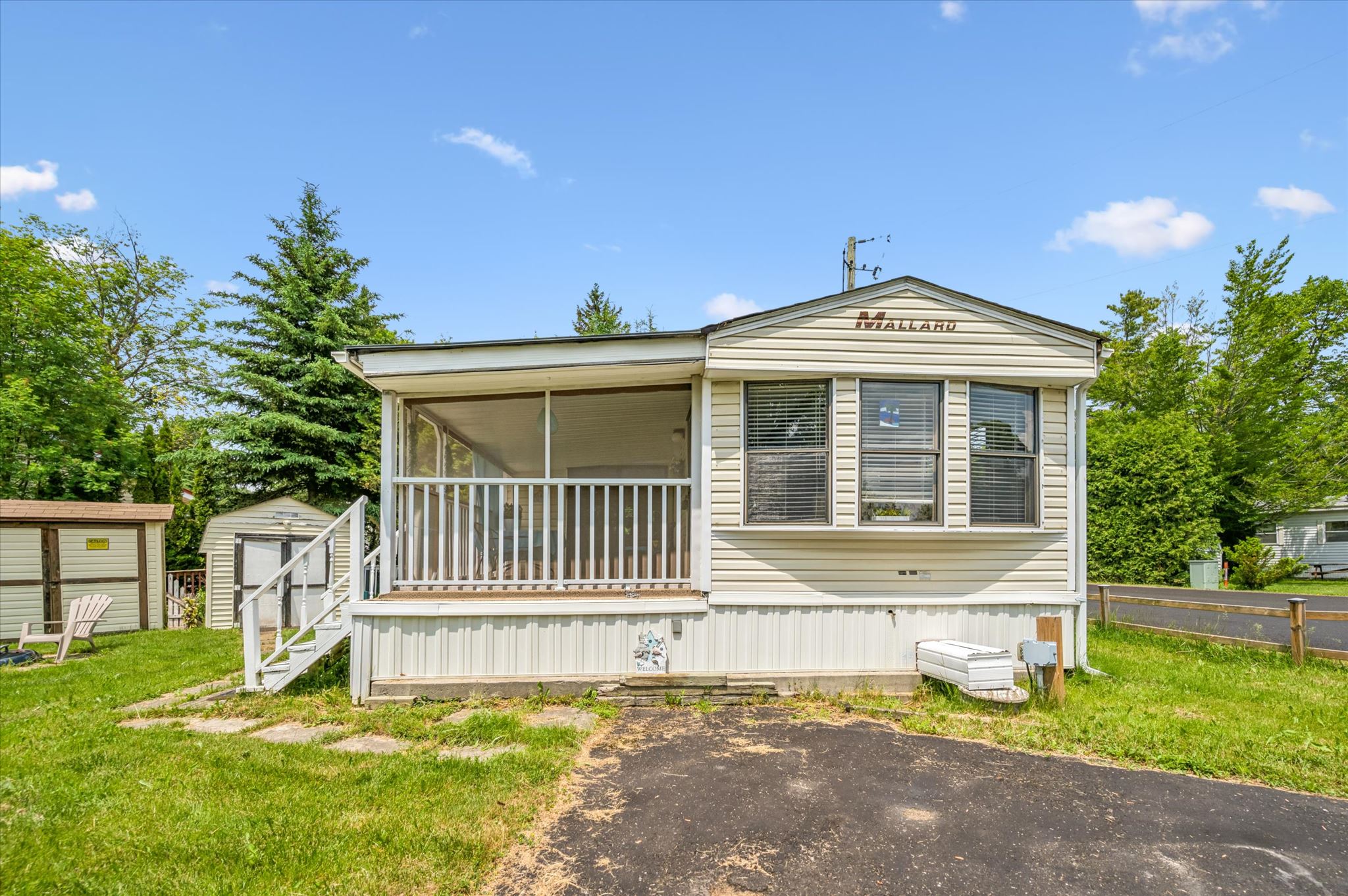 157 Cedar Cres