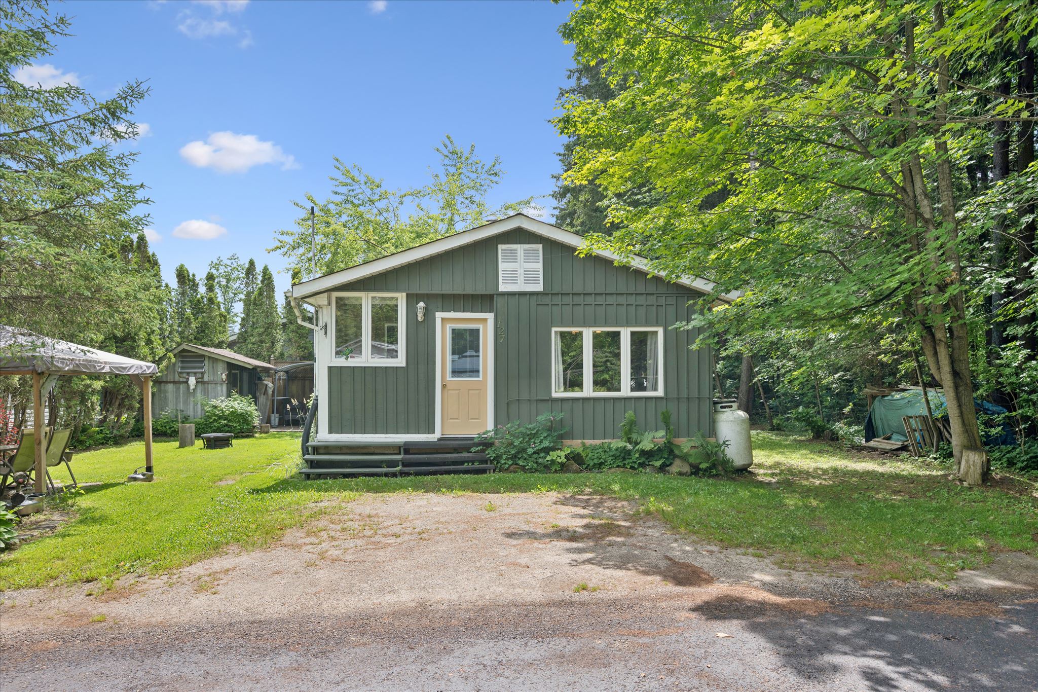 lot 127 Cedar